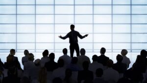 Read more about the article Mastering the Art of Public Speaking: A Comprehensive Guide