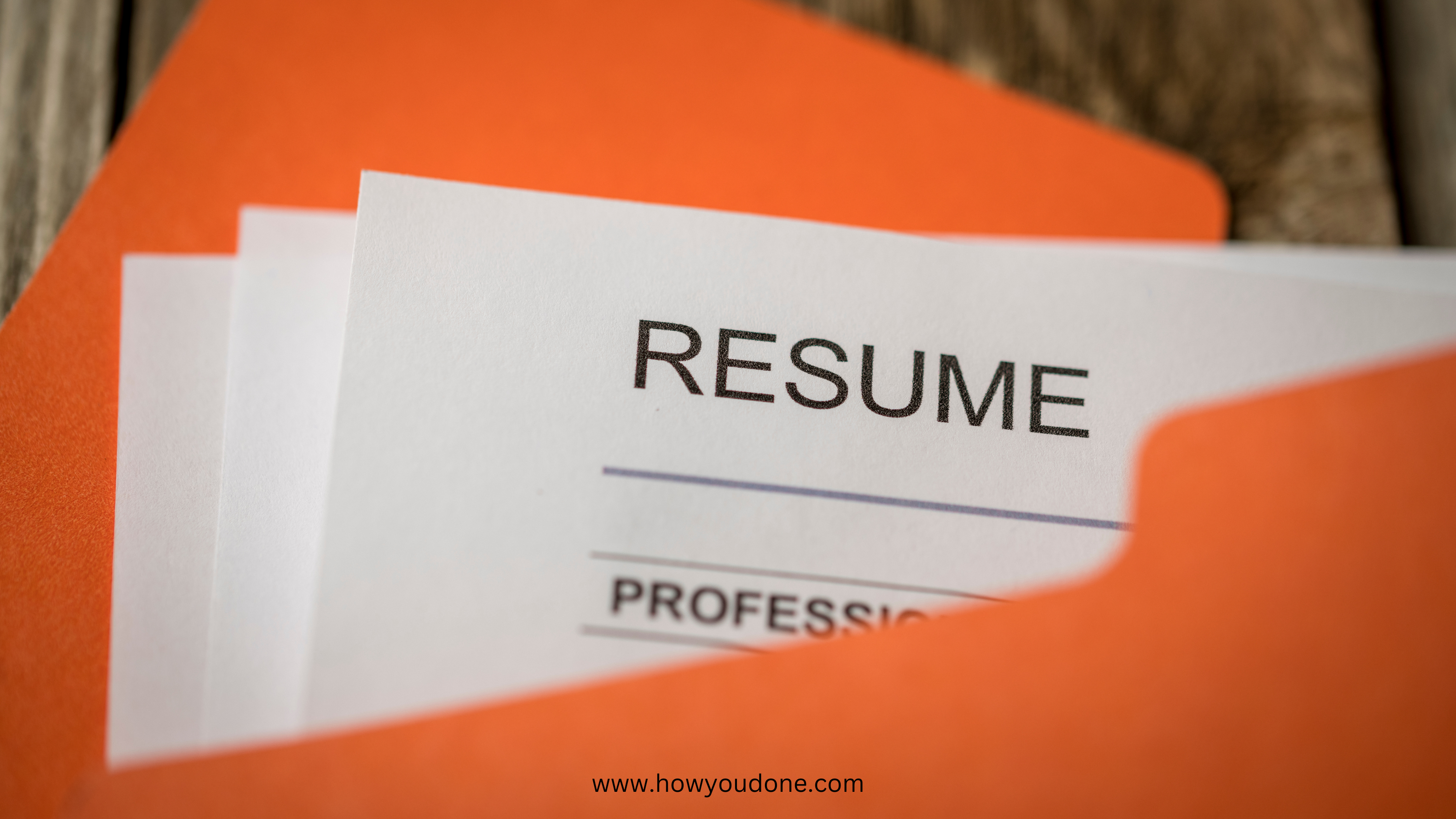 You are currently viewing Conquer Your Job Hunt: Resume & Cover Letter Hacks
