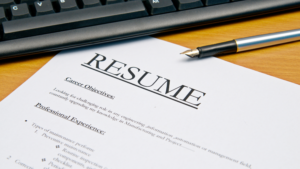 Read more about the article How to write the best Summary/Objective for Resume Success